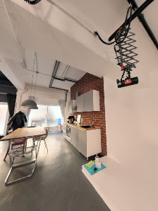 Rubrum Studio - Fotostudio zum Mieten / Foto-Mietstudio – Bild 8