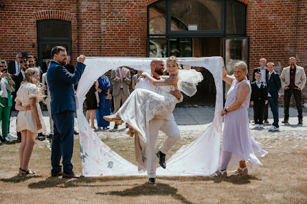 TrueToYou Hochzeitsfotograf | Hochzeitsfotos & Hochzeitsreportagen in Lübeck, Hamburg & Umgebung – Bild 2