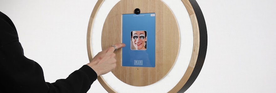 Stylische Fotobox aus Holz mieten in Wiesbaden, Mainz und Umgebung - Ringbooth – Bild 4