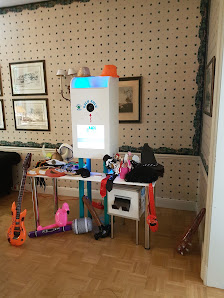 ANIGBooTH - Die Fotobox Fotokabine Photo Booth in Bremerhaven, Cuxhaven, Geestland, Brake und mehr. – Bild 2