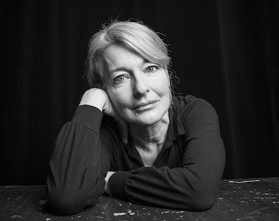 Fotograf, Studio Alexander Schuktuew