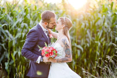 Knips Fotografie - Hochzeitsfotografie und Portraitfotografie bei Deggendorf