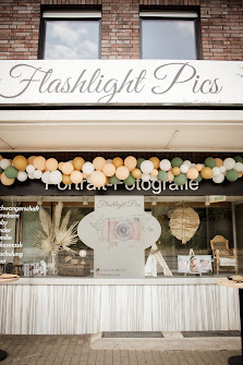 Flashlight Pics by Cansu C. – Bild 3