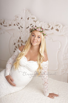 Elisya Photoart & Fotografin Newbornshooting – Bild 3