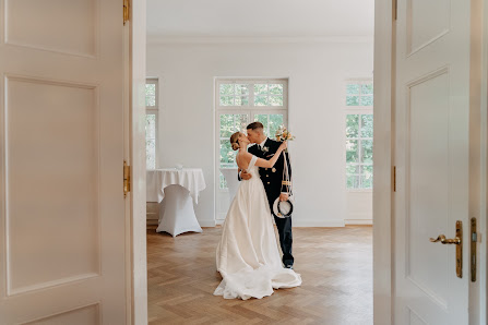 BRIDE & GROOM – Bild 4