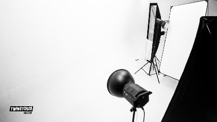 TWIN STUDIO
