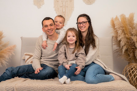 Fotostudio - Momente fürs Herz - Babybauch, Newborn & Familie – Bild 3