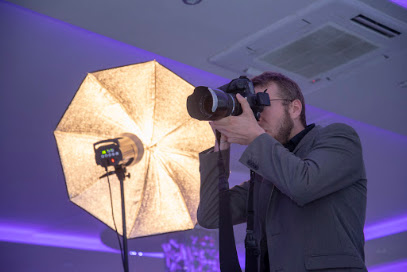 Zeugnisvergabe und Abiballfotograf und Fotograf Abiball in Berlin und Brandenburg