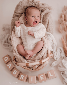 Laura Spicker, Familienfotografie, Neugeborenenfotografie, Babyfotos und Babybauchshooting in Düsseldorf und Umgebung – Bild 4