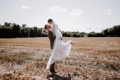 𝗝𝗘𝗦𝗦𝗘𝗡 𝗙𝗢𝗧𝗢𝗚𝗥𝗔𝗙𝗜𝗘 Creative Fotostudio