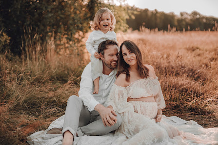 Laura Spicker, Familienfotografie, Neugeborenenfotografie, Babyfotos und Babybauchshooting in Düsseldorf und Umgebung – Bild 5