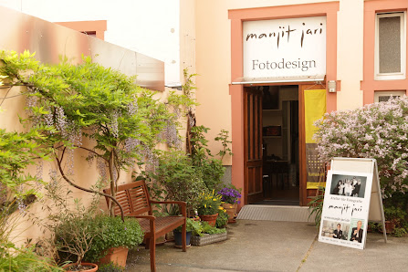 Manjit Jari, Atelier für Fotografie – Bild 4