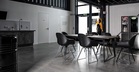 zebrasquare STUDIOS