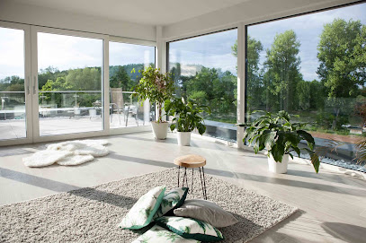 Lina Brothagen: Fotostudio, Fotograf, Hochzeitsfotograf Bonn