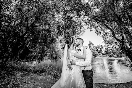 Daniel Steinbrenner - Der Fotograf für Hochzeiten und Firmenportraits – Bild 3