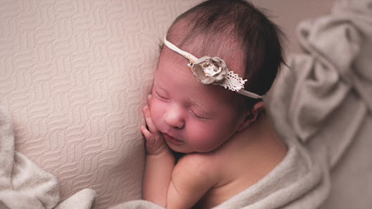 Little Dreamers Neugeborenenfotografie - Babyfotografie, Babyshooting, Newborn Shooting im Großraum Nürnberg, Fürth, Erlangen – Bild 6