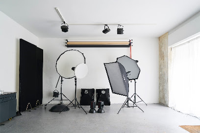RAMBOYA – Creative Hub for E-Commerce Services / Rental Photo Studio