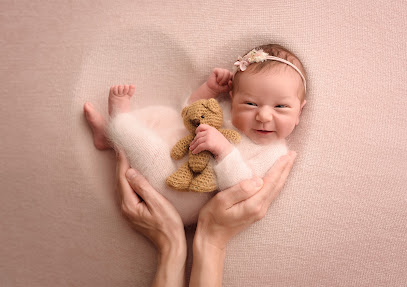 Elena Melnikova Fotostudio – Neugeborenen- & Babybauchfotografie Kiel