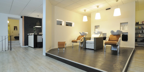 Uhlmann & Uhlmann Friseur & Fotostudio – Bild 3