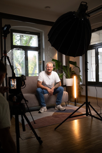 Tommy Halfter Visuals & Communication
