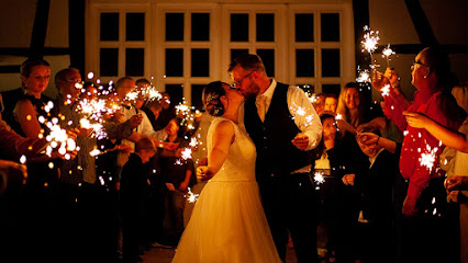 Hochzeitsfotograf Bonn, SLAWA SMAGIN, Standesamt Fotograf Bonn, Hochzeitsvideo Bonn, Videograf Hochzeit