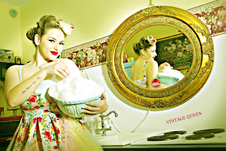 Vintage Queen Historisches Fotostudio Wolfsburg – Bild 2