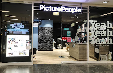 PicturePeople Fotostudio Neuss-Rheinpark-Center – Bild 3
