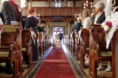 WEDDING PHOTOGRAPHY