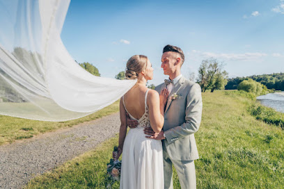 Julia Pevchina - Hochzeitsfotograf Leipzig