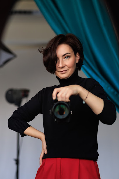 Olena Reichel || Familien, Babybauch und Hochzeitsfotografin in Villingen