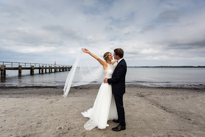 Karoline und Thomas Eure Hochzeitsfotografen aus Lübeck