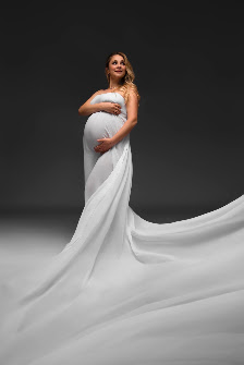 Premium Babybauchfotos | Kontrast Fotostudio – Bild 2