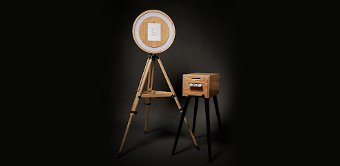 Stylische Fotobox aus Holz mieten in Wiesbaden, Mainz und Umgebung - Ringbooth